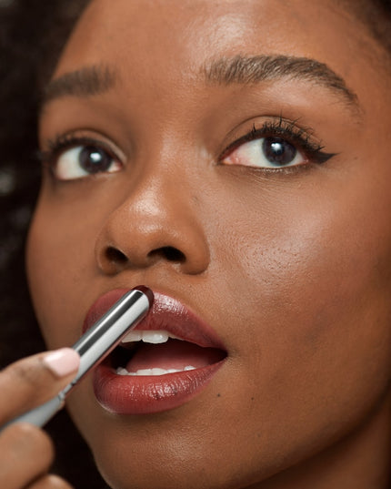 CLINIQUE ALMOST LIPSTICK Mi-Rouge à Lèvres 06 Black Honey - 1.9g